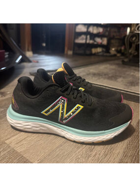 New Balance Fresh Foam 680 Athletic Shoes Size 7.5